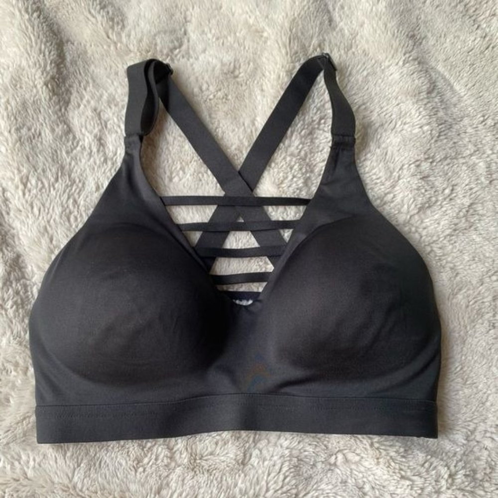 NWOT Victoria's Secret Bralette with Decorative Straps Across Front